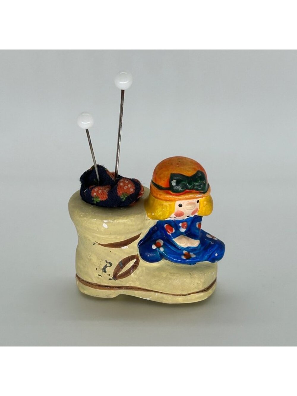 Vintage Pin Cushion Ceramic Tiny Boot with Doll Miniature 1950s Japan Sewing Kit - Picture 2 of 9